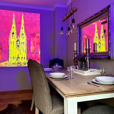 Deluxe Altbaucharme In Zentraler Lage *