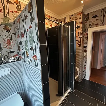 Deluxe Altbaucharme In Zentraler Lage Apartament Kilonia