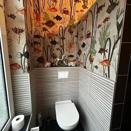 Deluxe Altbaucharme In Zentraler Lage *